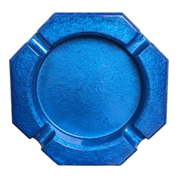 Epoxy Ashtray Custom Metallic Blue - Picture 3 of 5
